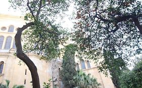 Del Parque Flats Catedral Family